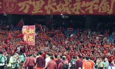 华体会体育APP:“大莲花”见证“中国红” “丝滑”散场显温度