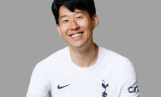 华体会体育APP:32岁孙兴慜夺热刺生涯首冠，10年白衣终捧杯